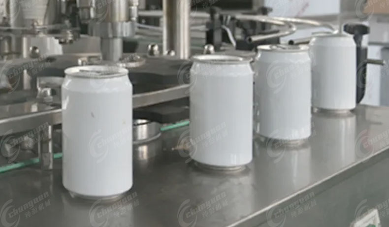 易拉罐含氣飲料灌裝機(jī)-6 易拉罐含氣飲料灌裝機(jī)-6