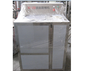 半自動(dòng)刷桶撥蓋機(jī)